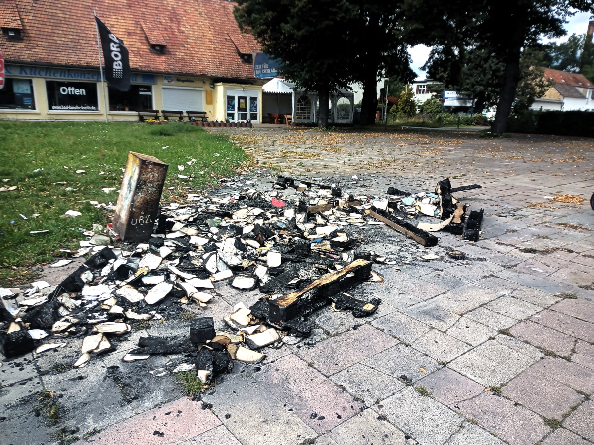 2025 07 30 buecherbox nach brand