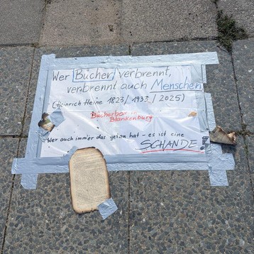 buecher menschen